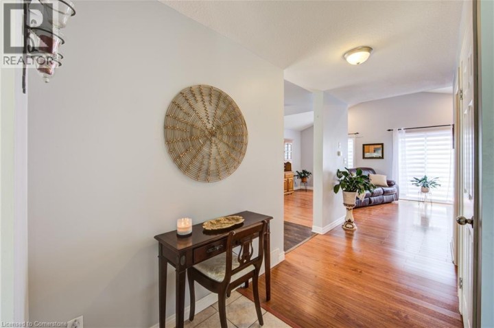 Photo 4 at 541 Alberta Avenue, Woodstock