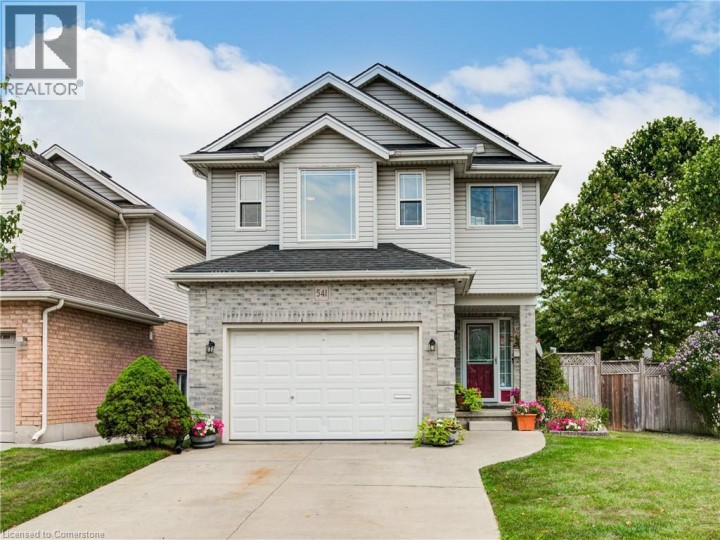 Photo 2 at 541 Alberta Avenue, Woodstock