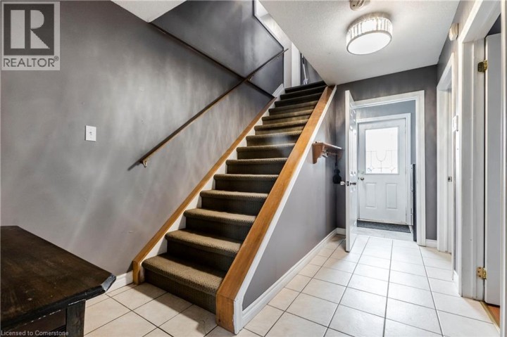 Photo 13 at 75 Sekura Crescent, Cambridge