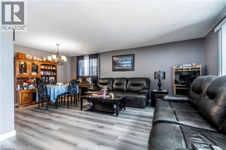 Photo 4 at 75 Sekura Crescent, Cambridge