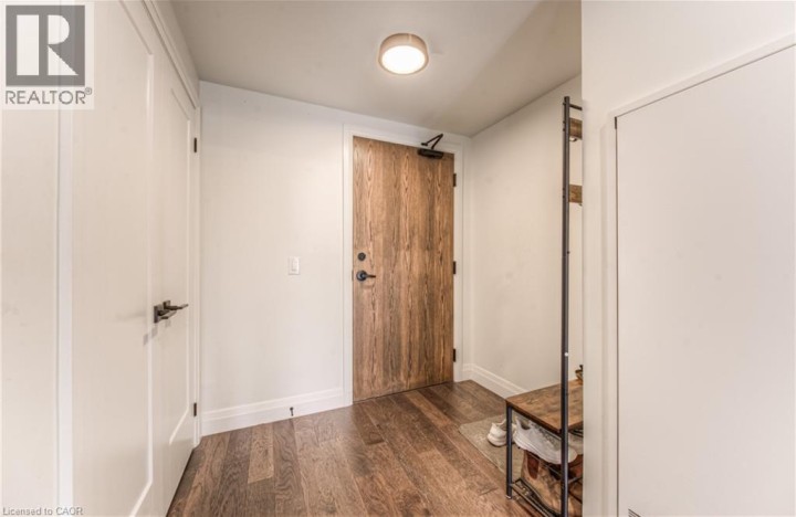 Photo 9 at 19 GUELPH Avenue 107, Cambridge