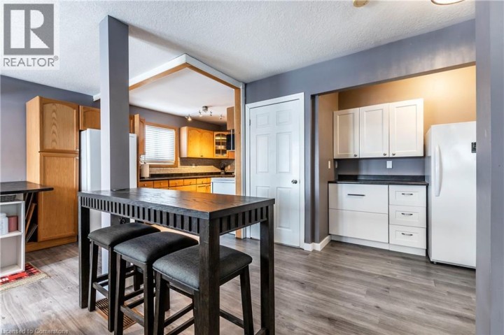 Photo 23 at 75 Sekura Crescent, Cambridge