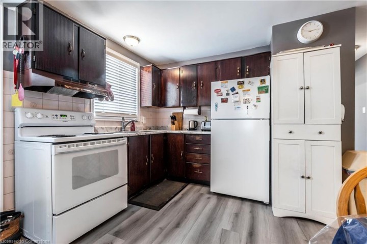 Photo 6 at 75 Sekura Crescent, Cambridge