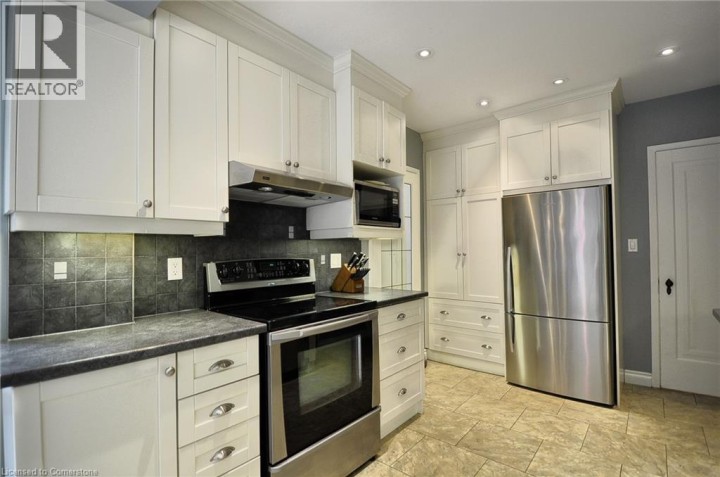 Photo 15 at 343 Argyle Street S, Cambridge