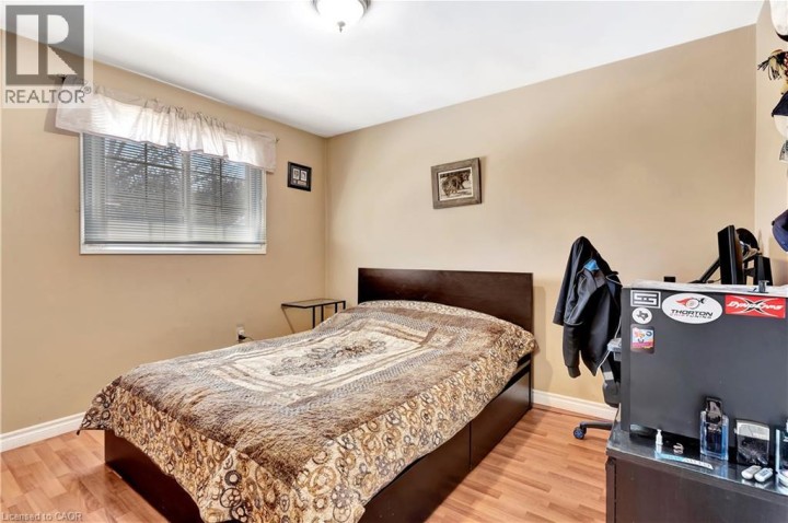 Photo 9 at 22 Victoria Street, Cambridge