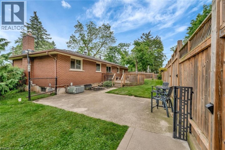 Photo 17 at 22 Victoria Street, Cambridge