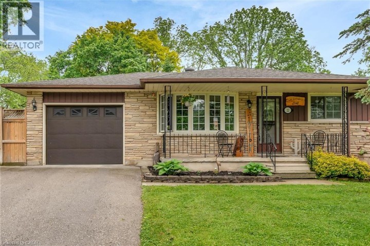 Photo 1 at 22 Victoria Street, Cambridge