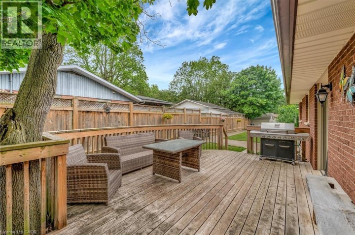 Photo 15 at 22 Victoria Street, Cambridge