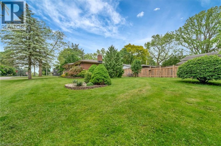 Photo 18 at 22 Victoria Street, Cambridge