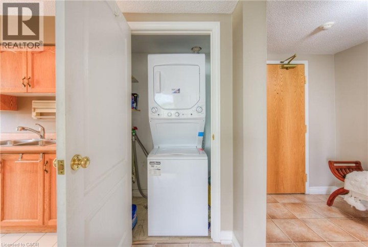 Photo 12 at 688 PRESTON Parkway 304, Cambridge