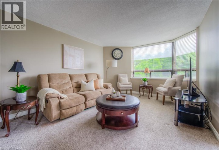 Photo 13 at 688 PRESTON Parkway 304, Cambridge