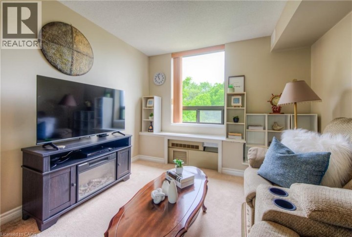 Photo 11 at 688 PRESTON Parkway 304, Cambridge