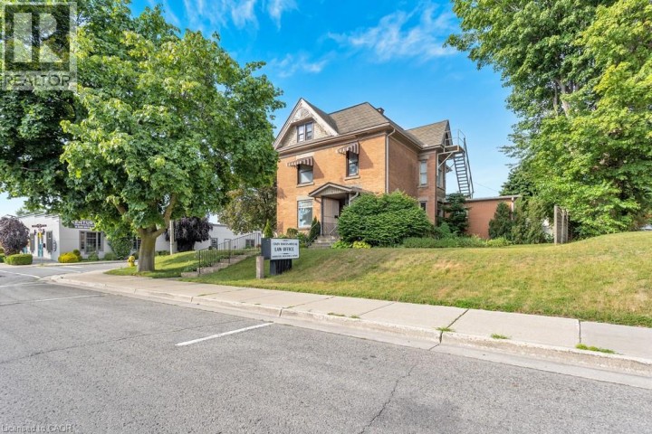 Photo 2 at 22 Harvey Street, Tillsonburg
