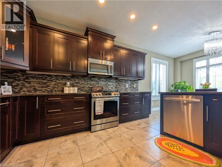 Photo 18 at 76 Blossomfield Crescent, Cambridge