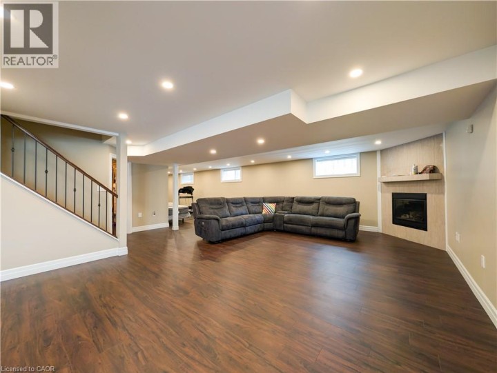 Photo 32 at 76 Blossomfield Crescent, Cambridge