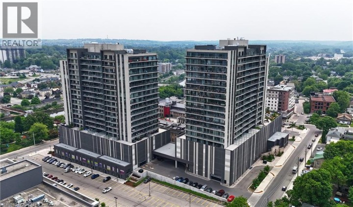 Photo 1 at 15 GLEBE Street 1213, Cambridge