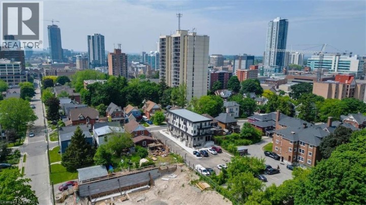 Photo 23 at 4 - 17 Peter Street, Downtown Kitchener / East Ward, Kitchener