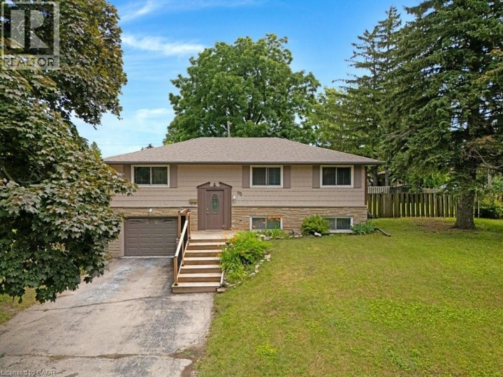 Photo 26 at 95 Rosslinn Road, Cambridge