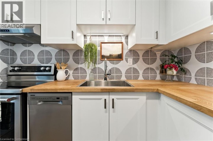 Photo 11 at 68 Westmount Mews, Cambridge