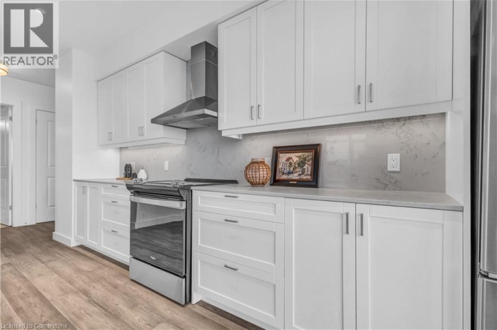 Photo 9 at 15 GLEBE Street 1414, Cambridge