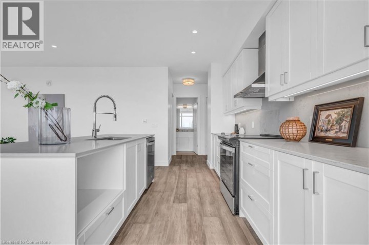 Photo 3 at 15 GLEBE Street 1414, Cambridge