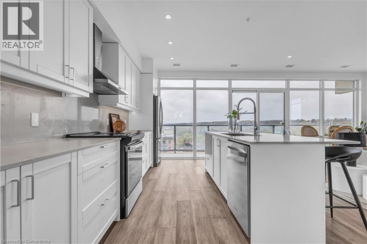 Photo 2 at 15 GLEBE Street 1414, Cambridge