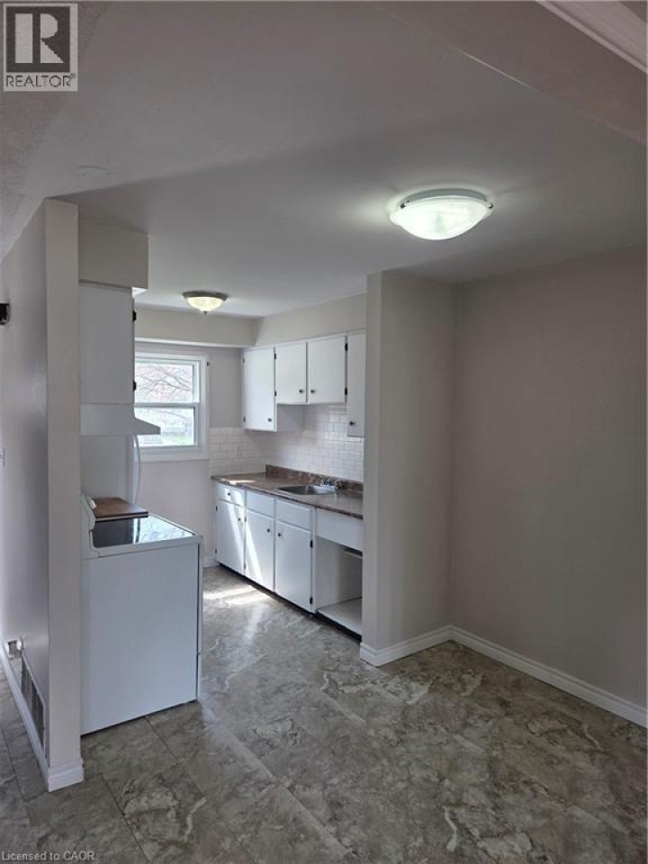 Photo 6 at 1458 Wildren Place, Cambridge