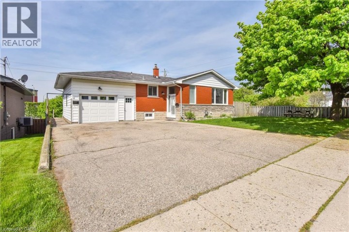 Photo 2 at 373 Hillcrest Road, Cambridge