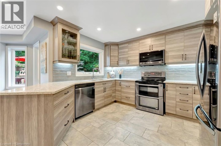 Photo 10 at 72 Hilborn Avenue, Cambridge