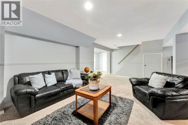 Photo 7 at 72 Hilborn Avenue, Cambridge