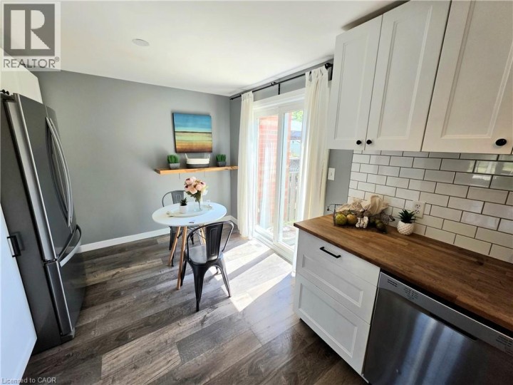 Photo 6 at 995 Elgin Street N, Cambridge