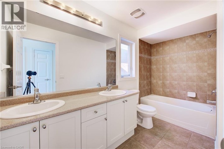 Photo 28 at 679 Baldwin Crescent, Woodstock Photo 28 at 679 Baldwin Crescent, Woodstock