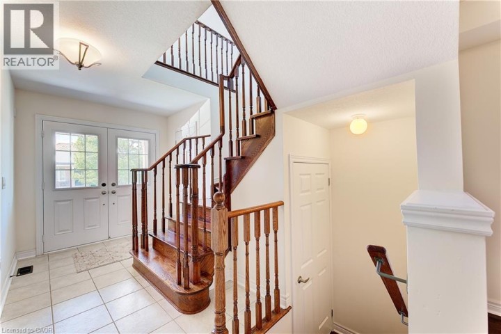 Photo 7 at 679 Baldwin Crescent, Woodstock Photo 7 at 679 Baldwin Crescent, Woodstock