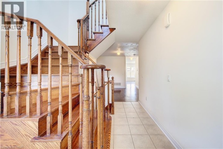 Photo 9 at 679 Baldwin Crescent, Woodstock Photo 9 at 679 Baldwin Crescent, Woodstock