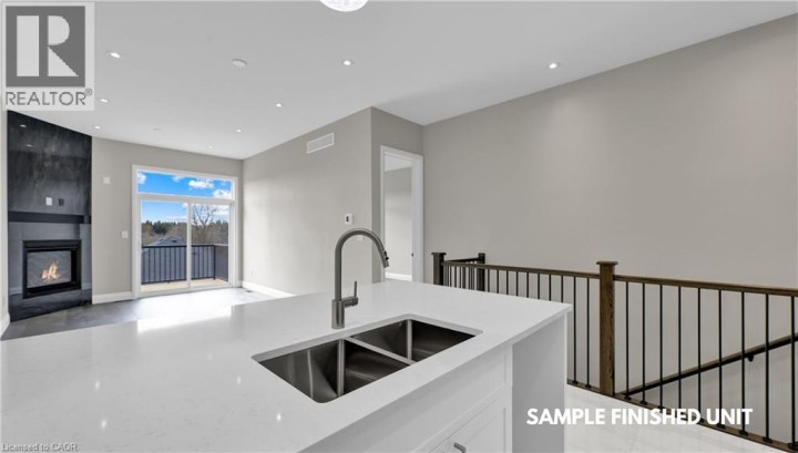 Photo 8 at 920 Garden Court Crescent, Woodstock Photo 8 at 920 Garden Court Crescent, Woodstock