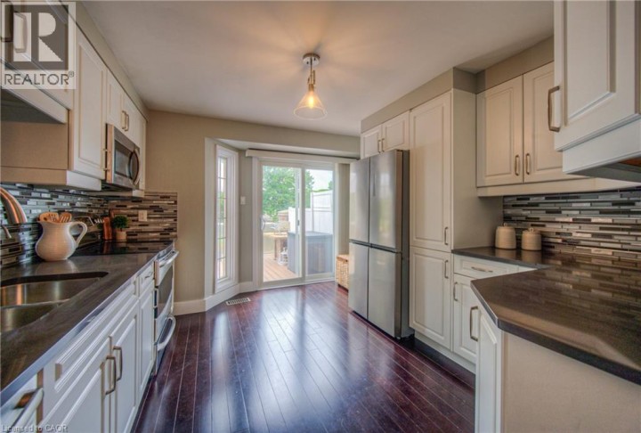 Photo 11 at 313 GEORGE Street N 4, Cambridge