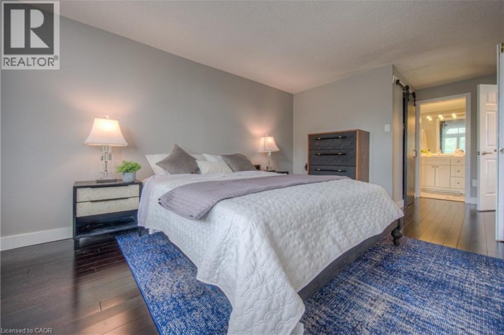 Photo 20 at 313 GEORGE Street N 4, Cambridge