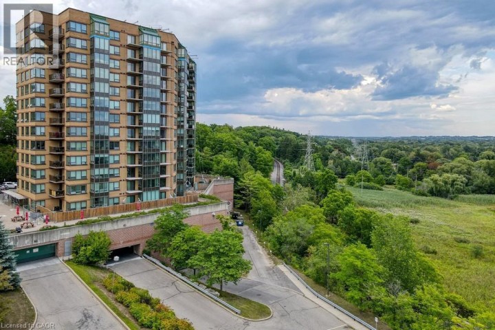 Photo 20 at 237 KING Street W 1004, Cambridge