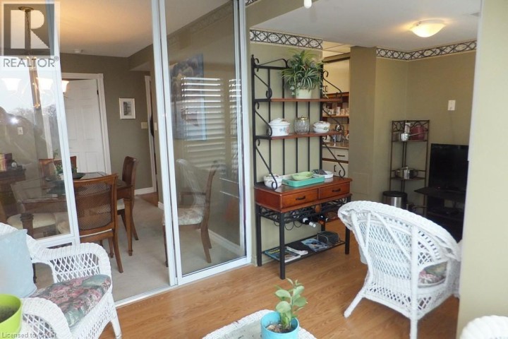 Photo 33 at 237 KING Street W 1004, Cambridge