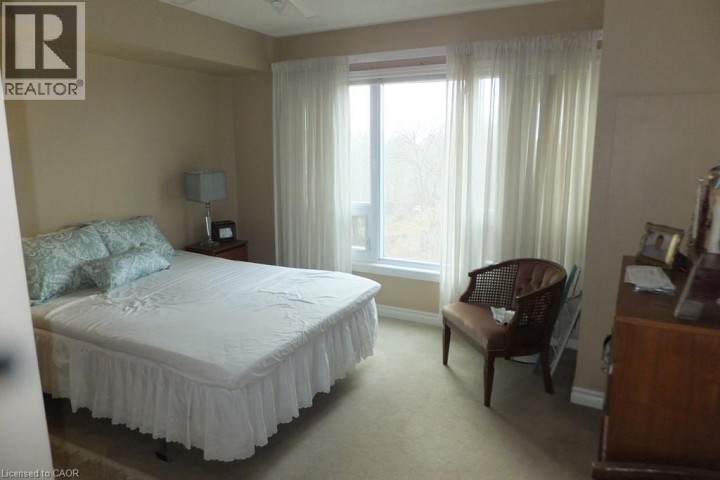 Photo 35 at 237 KING Street W 1004, Cambridge