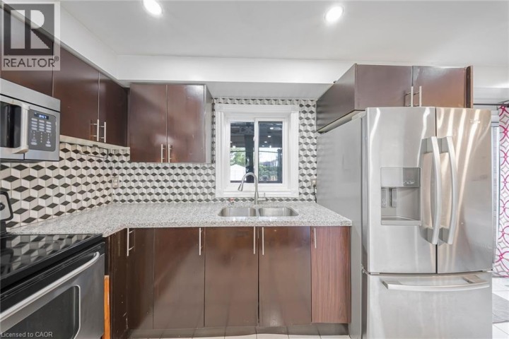 Photo 14 at 75 Stonecairn Drive, Cambridge