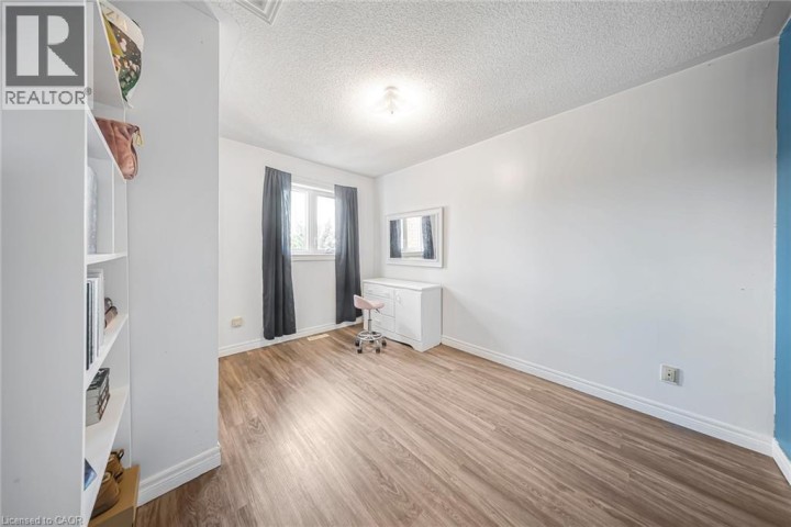 Photo 24 at 75 Stonecairn Drive, Cambridge