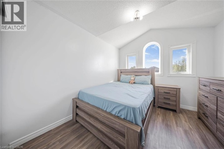 Photo 26 at 75 Stonecairn Drive, Cambridge