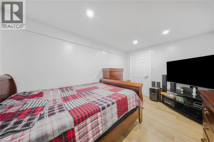 Photo 34 at 75 Stonecairn Drive, Cambridge