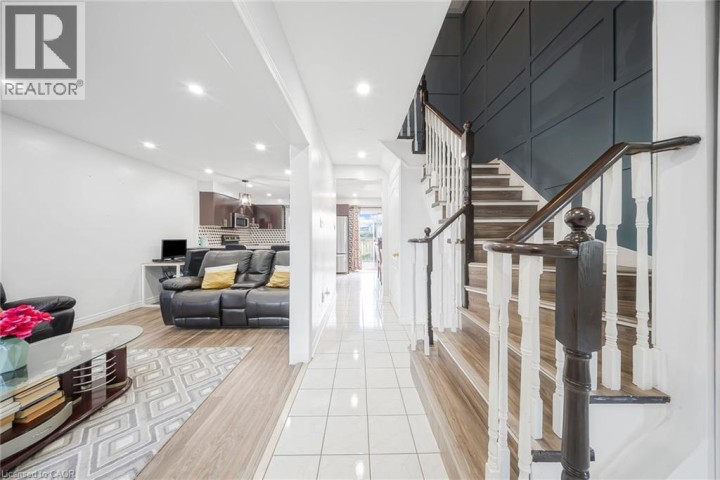 Photo 7 at 75 Stonecairn Drive, Cambridge