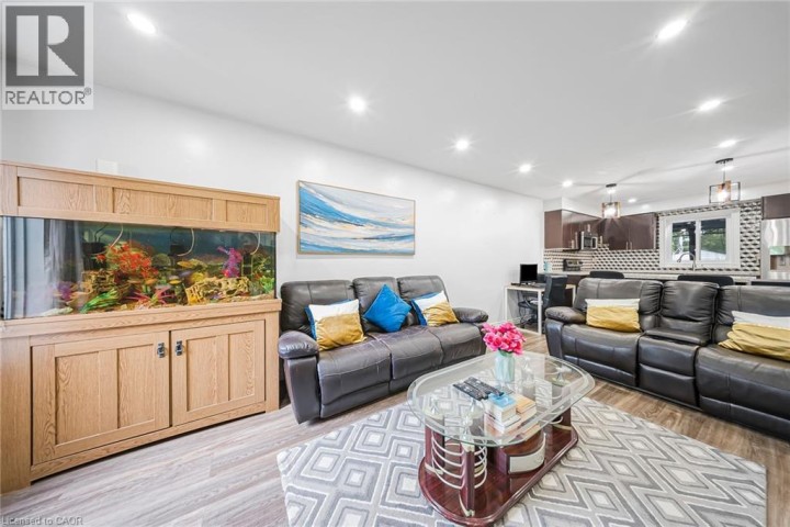 Photo 8 at 75 Stonecairn Drive, Cambridge