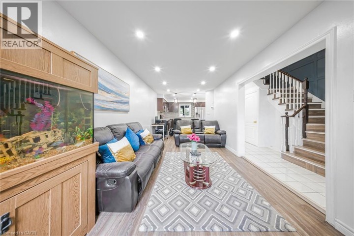 Photo 9 at 75 Stonecairn Drive, Cambridge