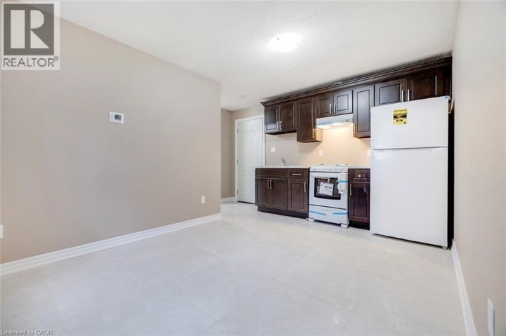 Photo 14 at 457 King Street E, Cambridge