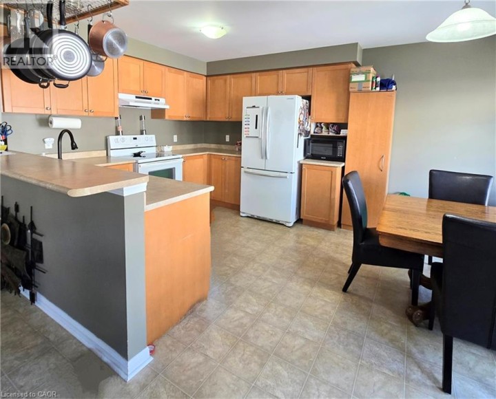 Photo 6 at 20 Longspur Way, Cambridge