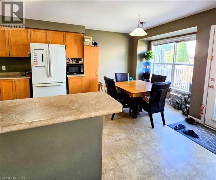 Photo 5 at 20 Longspur Way, Cambridge